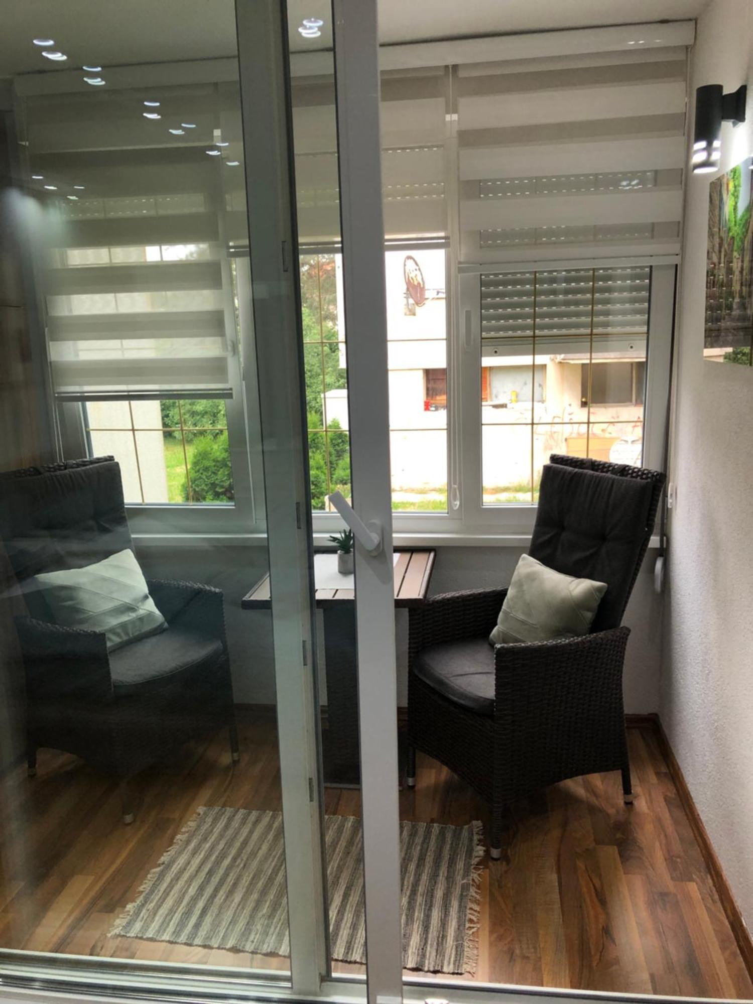 Welcome To The Apartment Mesic- Airport 塞拉耶佛 外观 照片